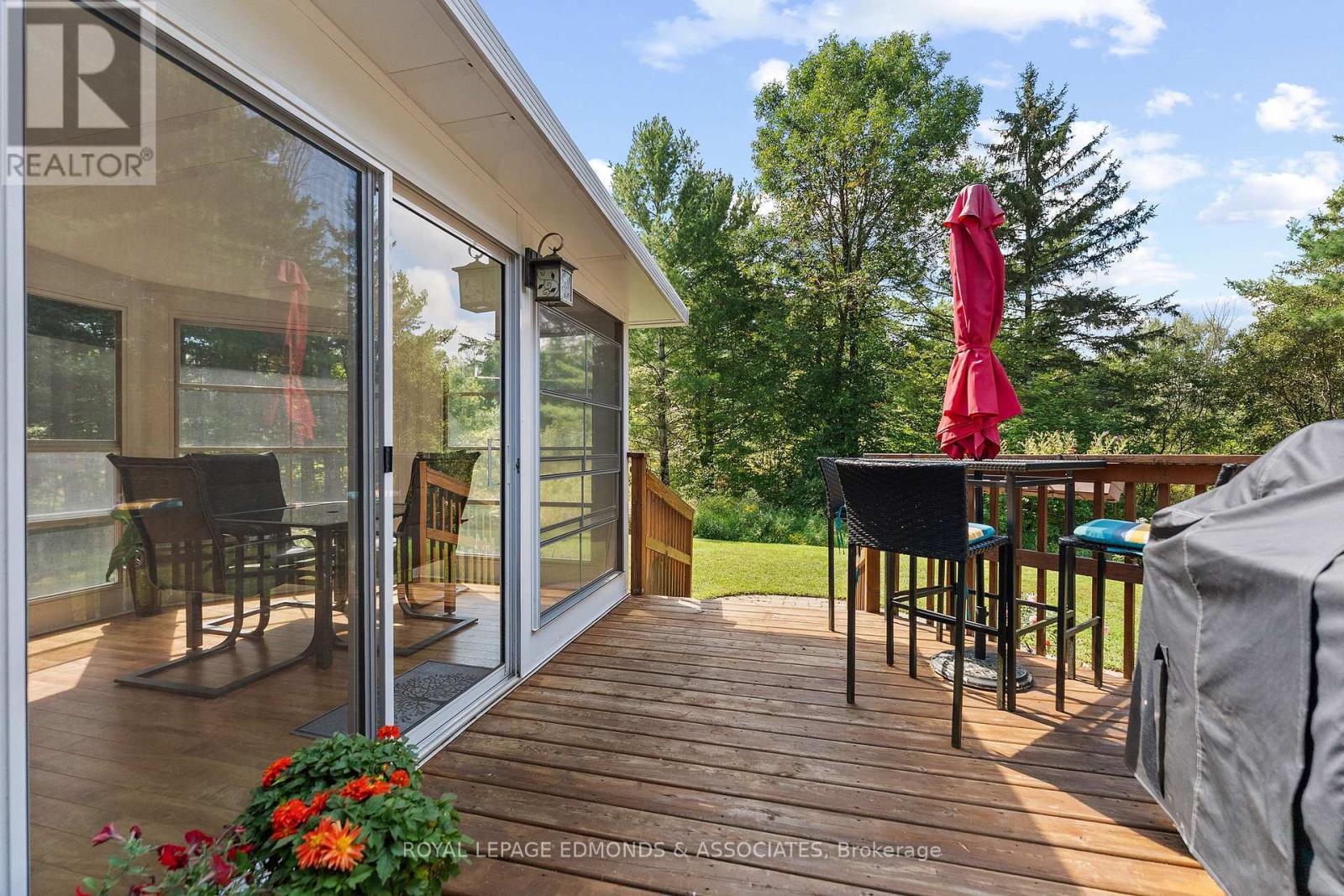 












57 KRAUSE STREET

,
Laurentian Valley,




Ontario
K8A5L8

