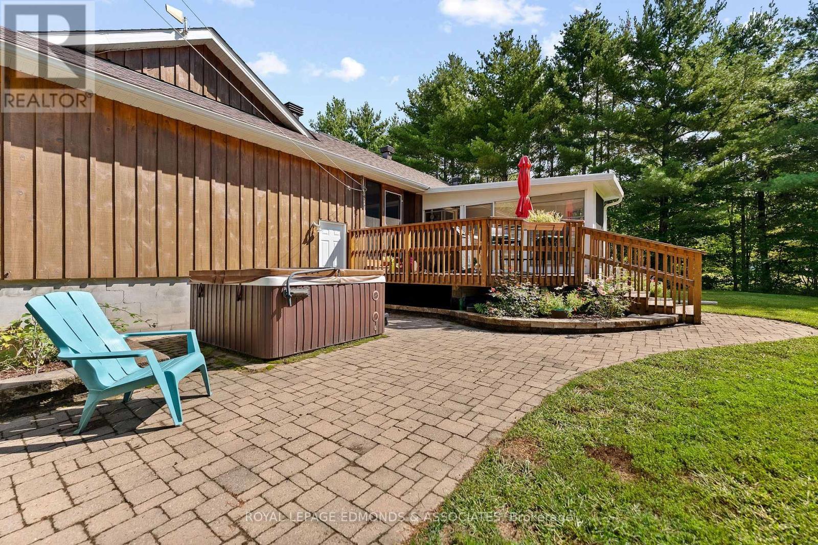 












57 KRAUSE STREET

,
Laurentian Valley,




Ontario
K8A5L8

