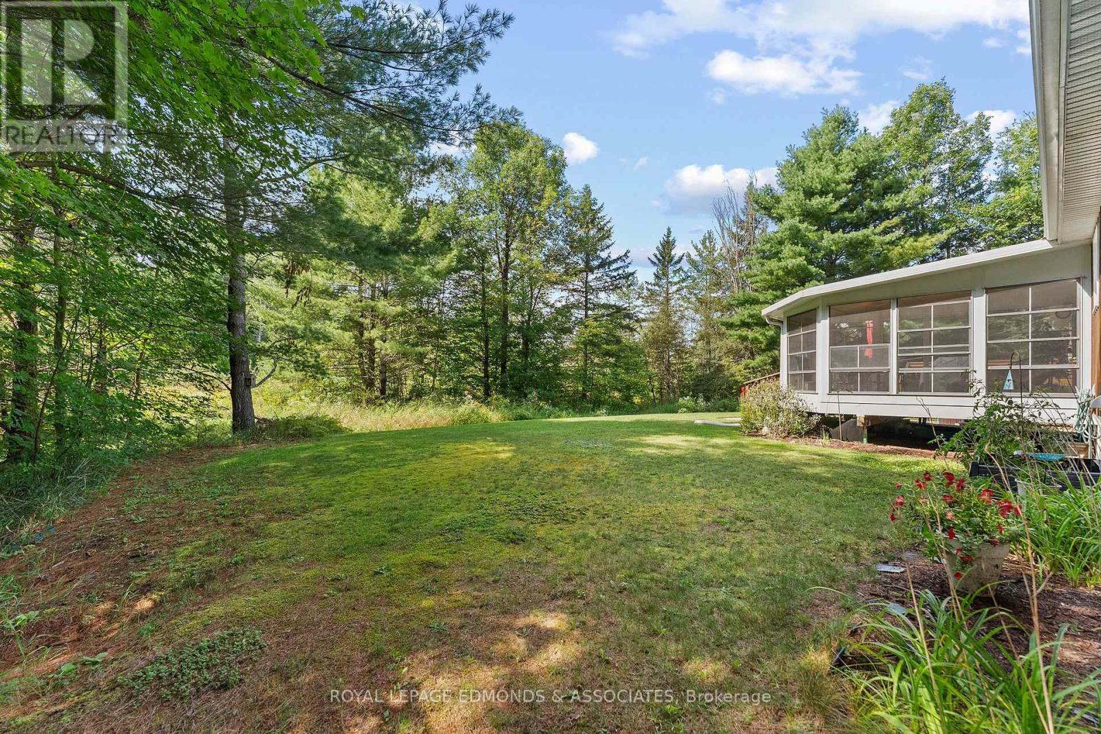 












57 KRAUSE STREET

,
Laurentian Valley,




Ontario
K8A5L8

