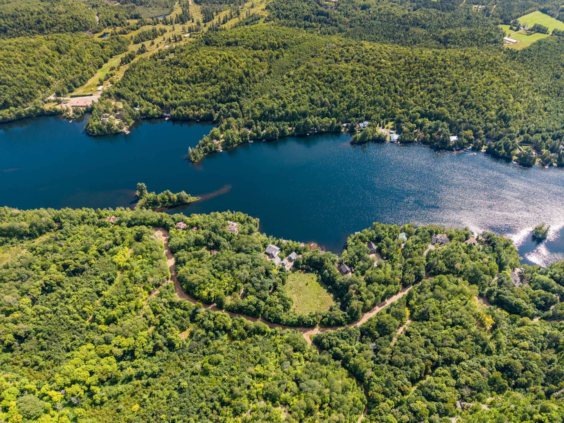 












Ch. du Lac-Thomas

,
Saint-Didace,







QC
J0K2G0

