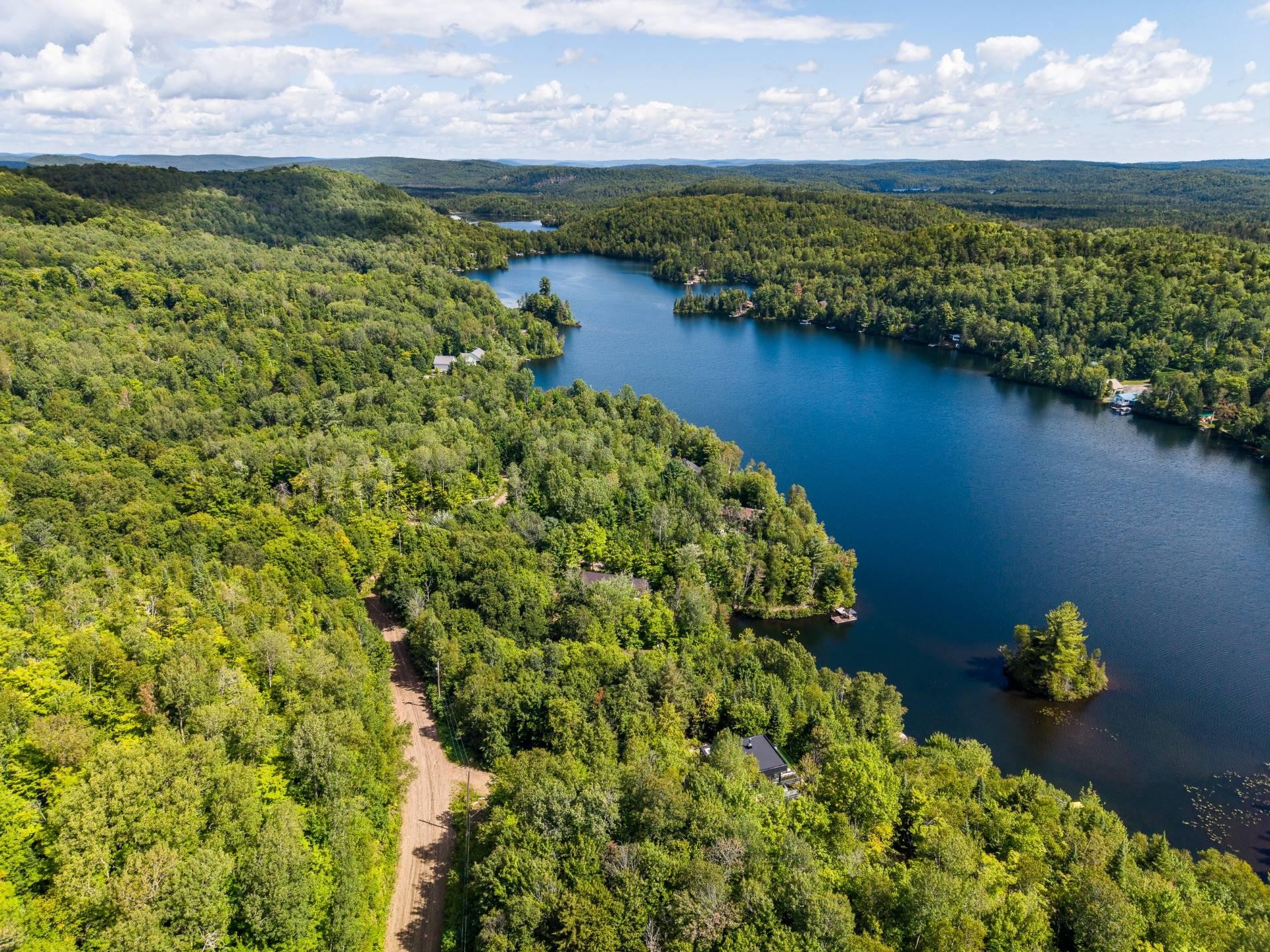 












Ch. du Lac-Thomas

,
Saint-Didace,







QC
J0K2G0

