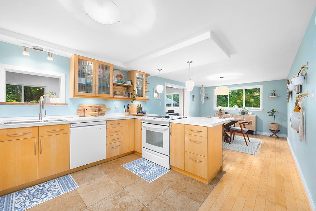 









2


Av. Edgewood

,
Bristol,




QC
J0X1G0

