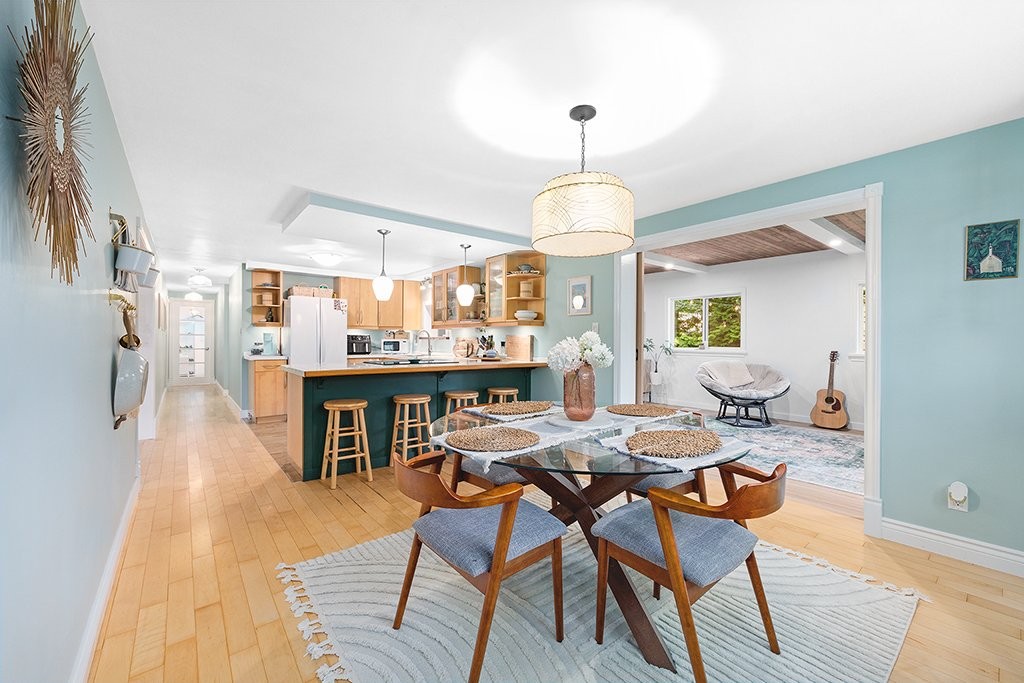 









2


Av. Edgewood

,
Bristol,




QC
J0X1G0


