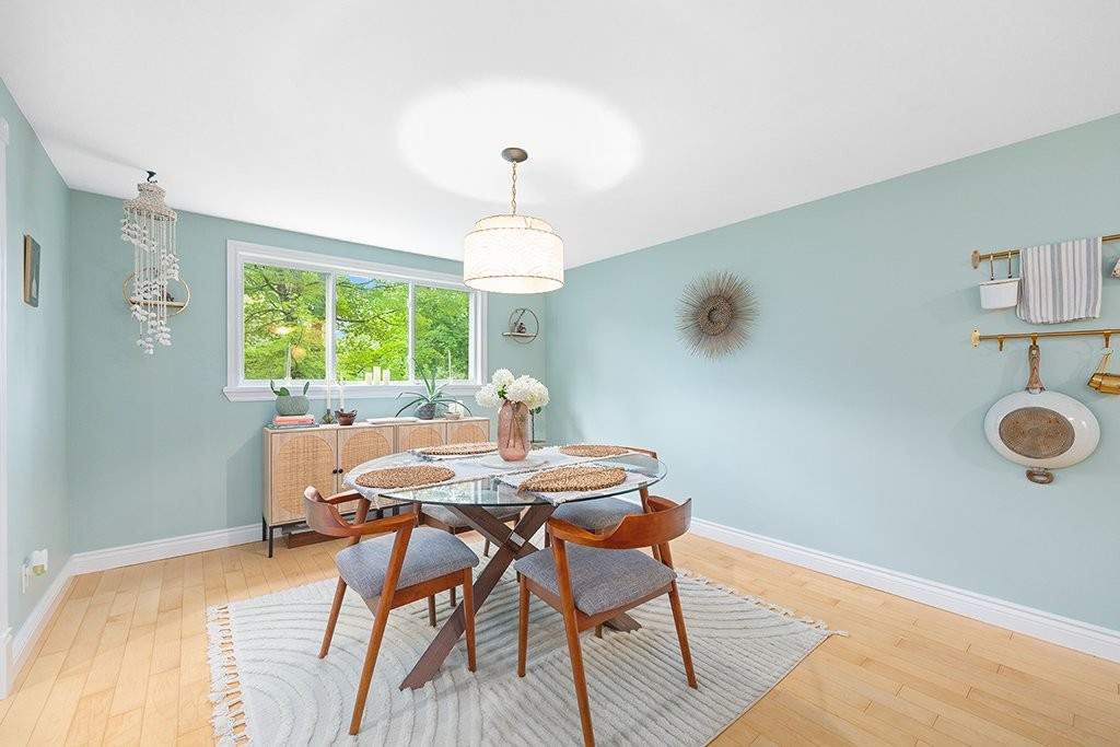 









2


Av. Edgewood

,
Bristol,




QC
J0X1G0

