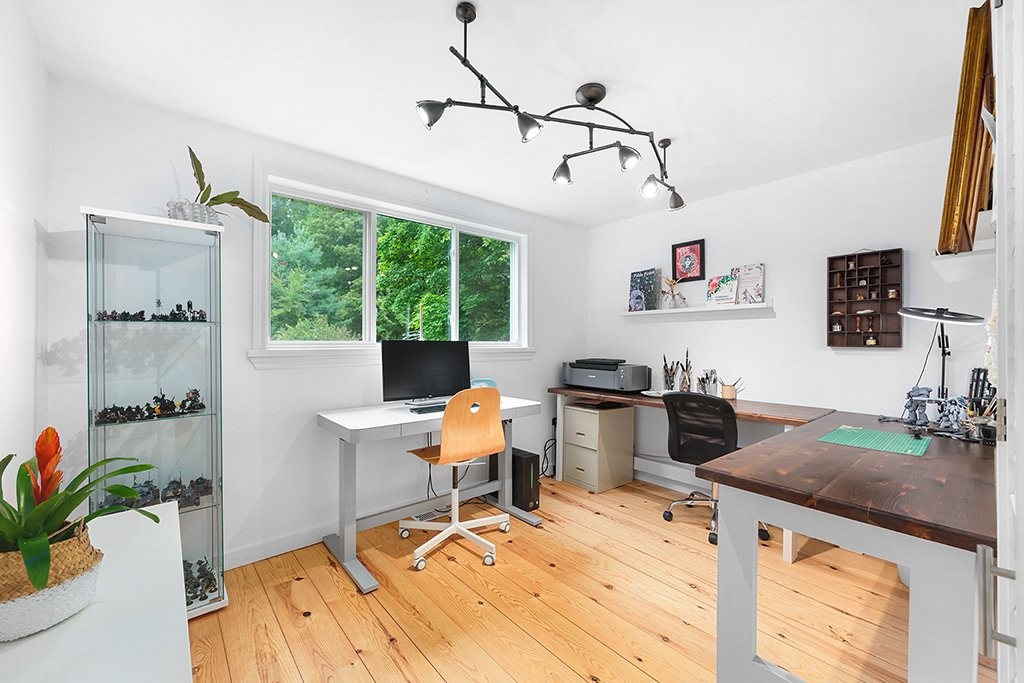 









2


Av. Edgewood

,
Bristol,




QC
J0X1G0

