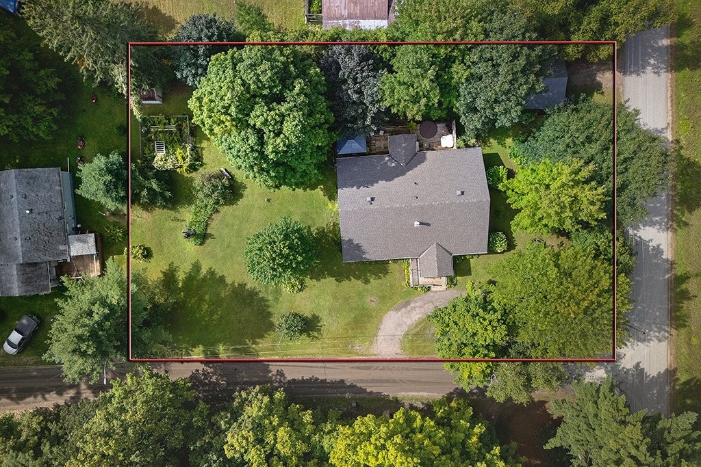 









2


Av. Edgewood

,
Bristol,




QC
J0X1G0

