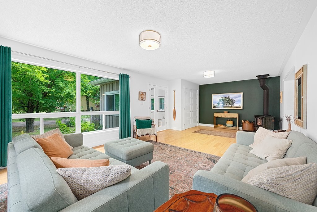 









2


Av. Edgewood

,
Bristol,




QC
J0X1G0

