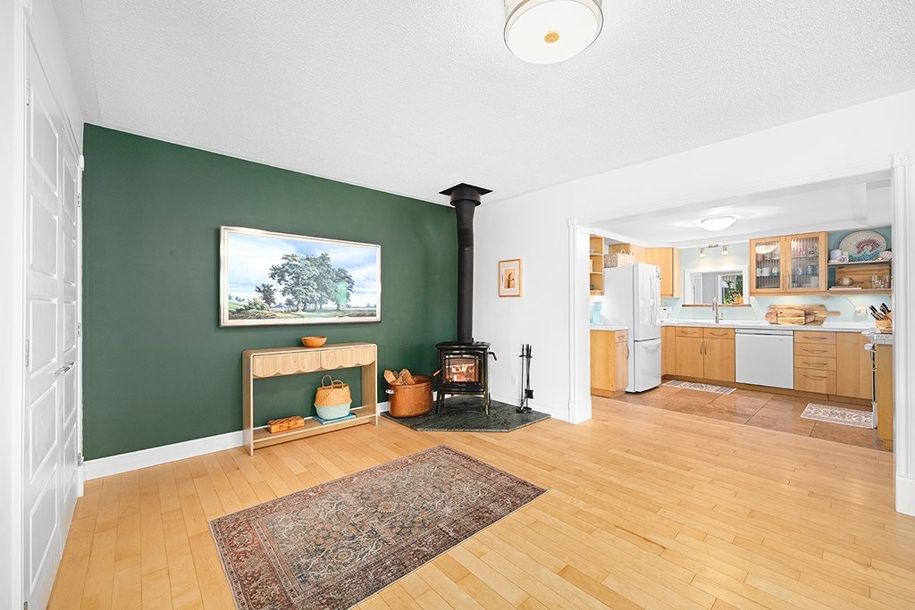 









2


Av. Edgewood

,
Bristol,




QC
J0X1G0

