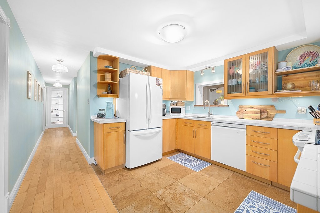









2


Av. Edgewood

,
Bristol,




QC
J0X1G0

