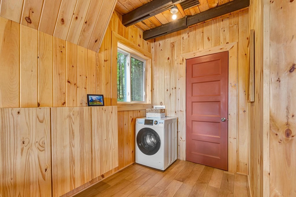 









129


Av. Patry-du-Lac-Edja S.

,
Bouchette,




QC
J0X1E0

