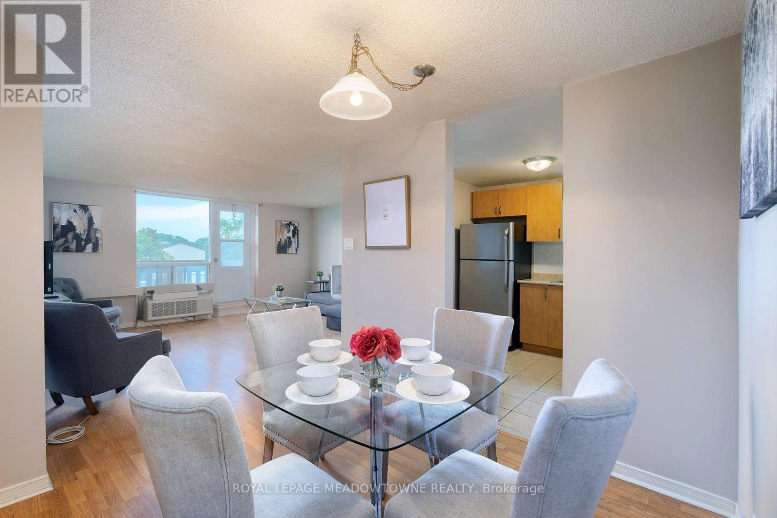 












206 - 6720 GLEN ERIN DRIVE

,
Mississauga,




Ontario
L5N3K8

