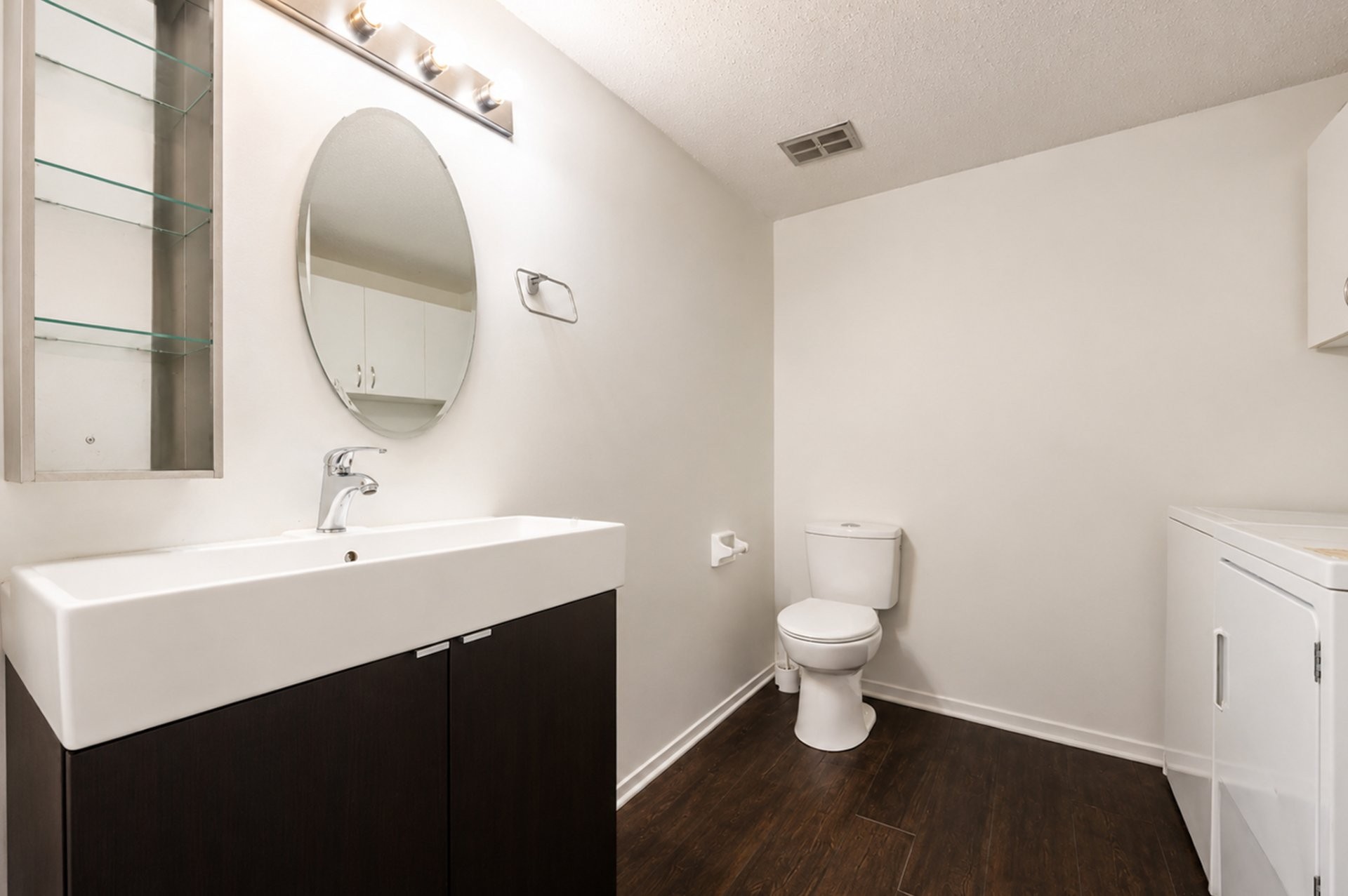 









481


Boul. St-Raymond

,
Gatineau (Hull),




QC
J9A1X3

