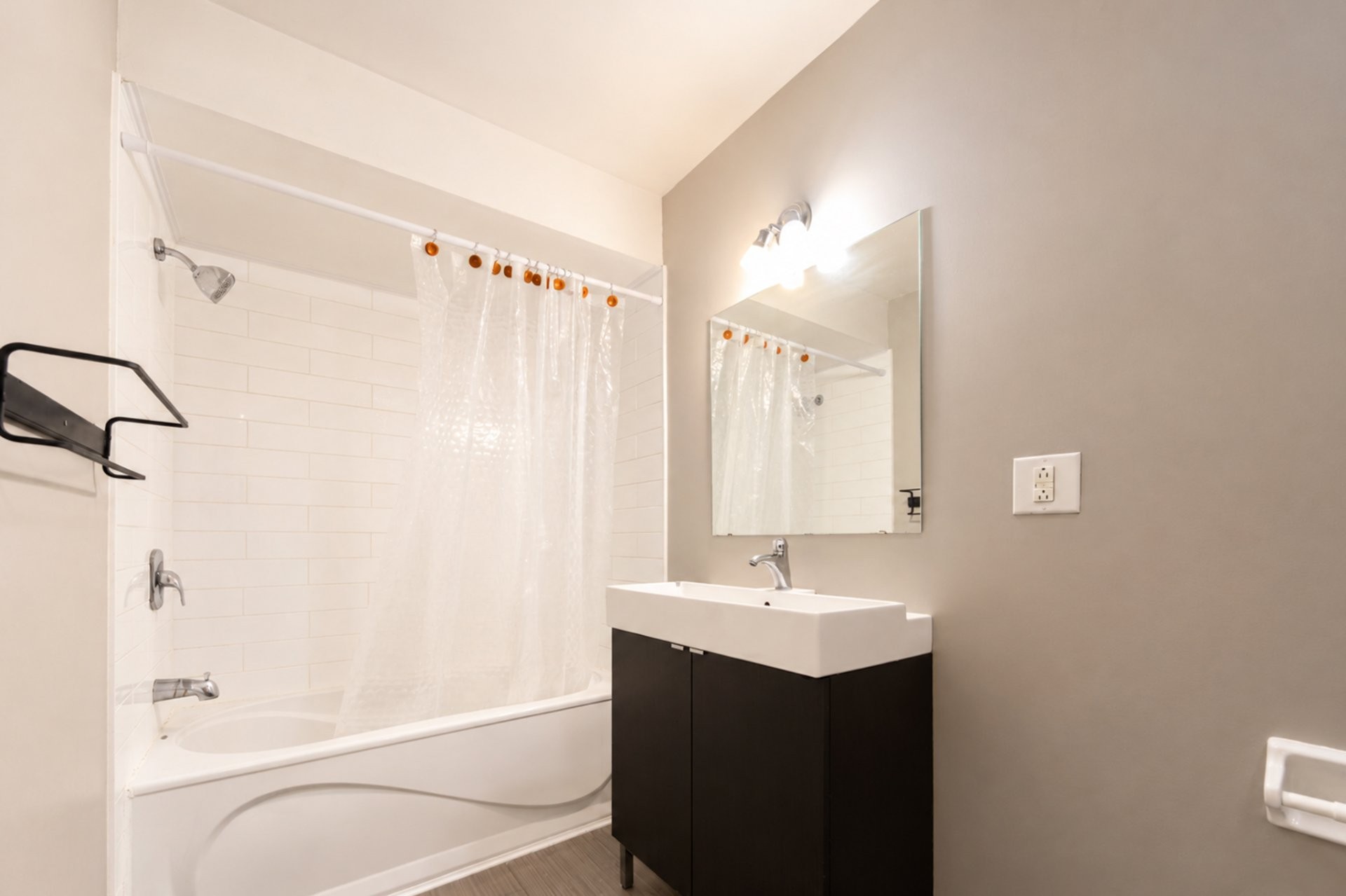 









481


Boul. St-Raymond

,
Gatineau (Hull),




QC
J9A1X3

