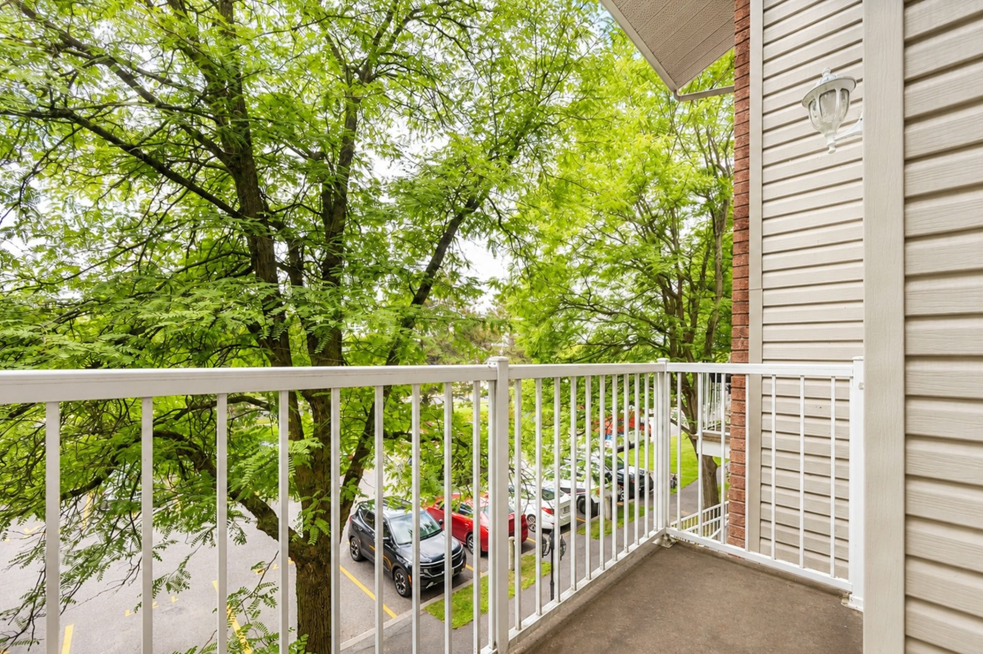 









481


Boul. St-Raymond

,
Gatineau (Hull),




QC
J9A1X3

