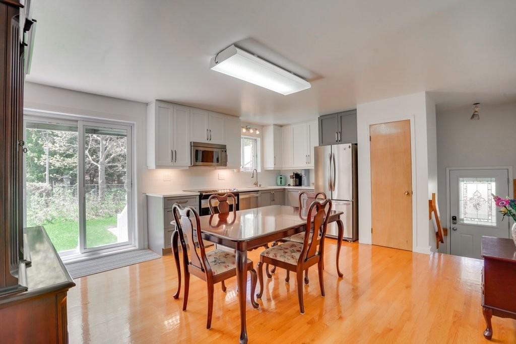 









802


Boul. St-René E.

,
Gatineau (Gatineau),




QC
J8P1T3

