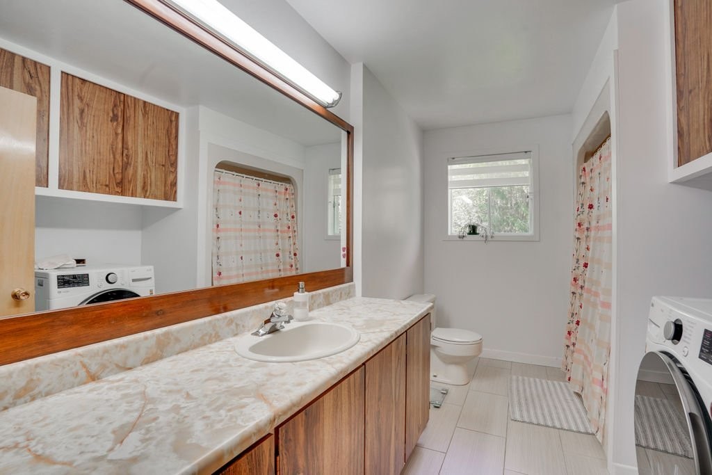 









802


Boul. St-René E.

,
Gatineau (Gatineau),




QC
J8P1T3

