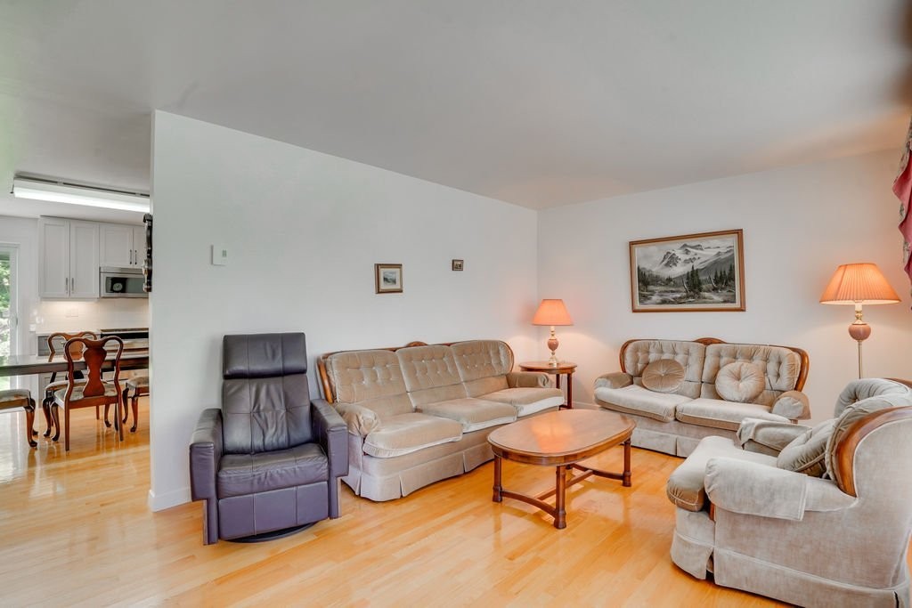 









802


Boul. St-René E.

,
Gatineau (Gatineau),




QC
J8P1T3

