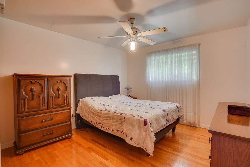 









802


Boul. St-René E.

,
Gatineau (Gatineau),




QC
J8P1T3


