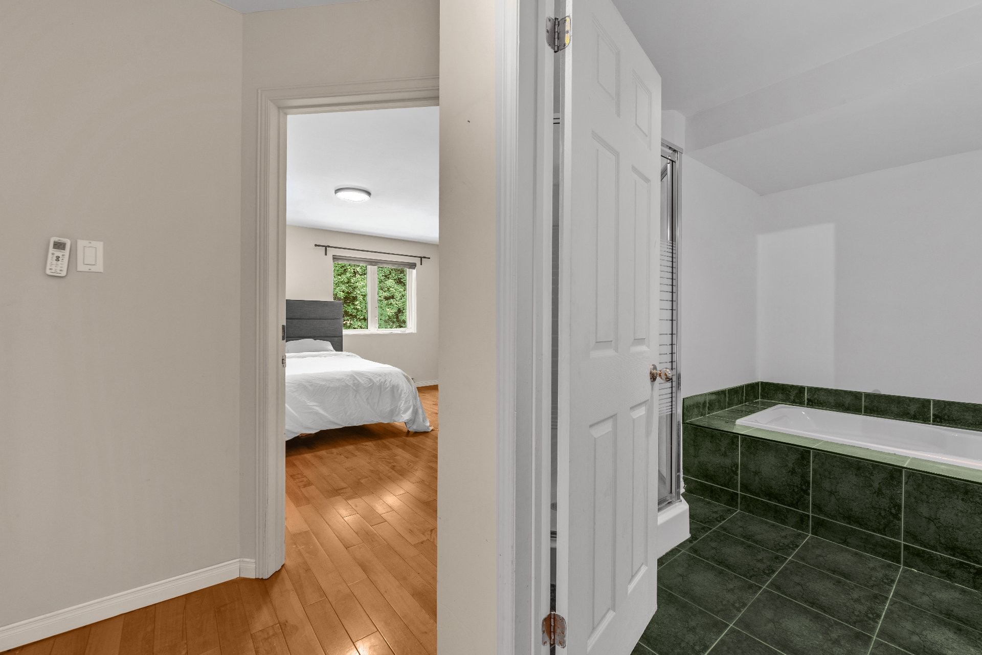 









1106


Rue Hélène-Boullé

,
Boucherville,




QC
J4B2A7

