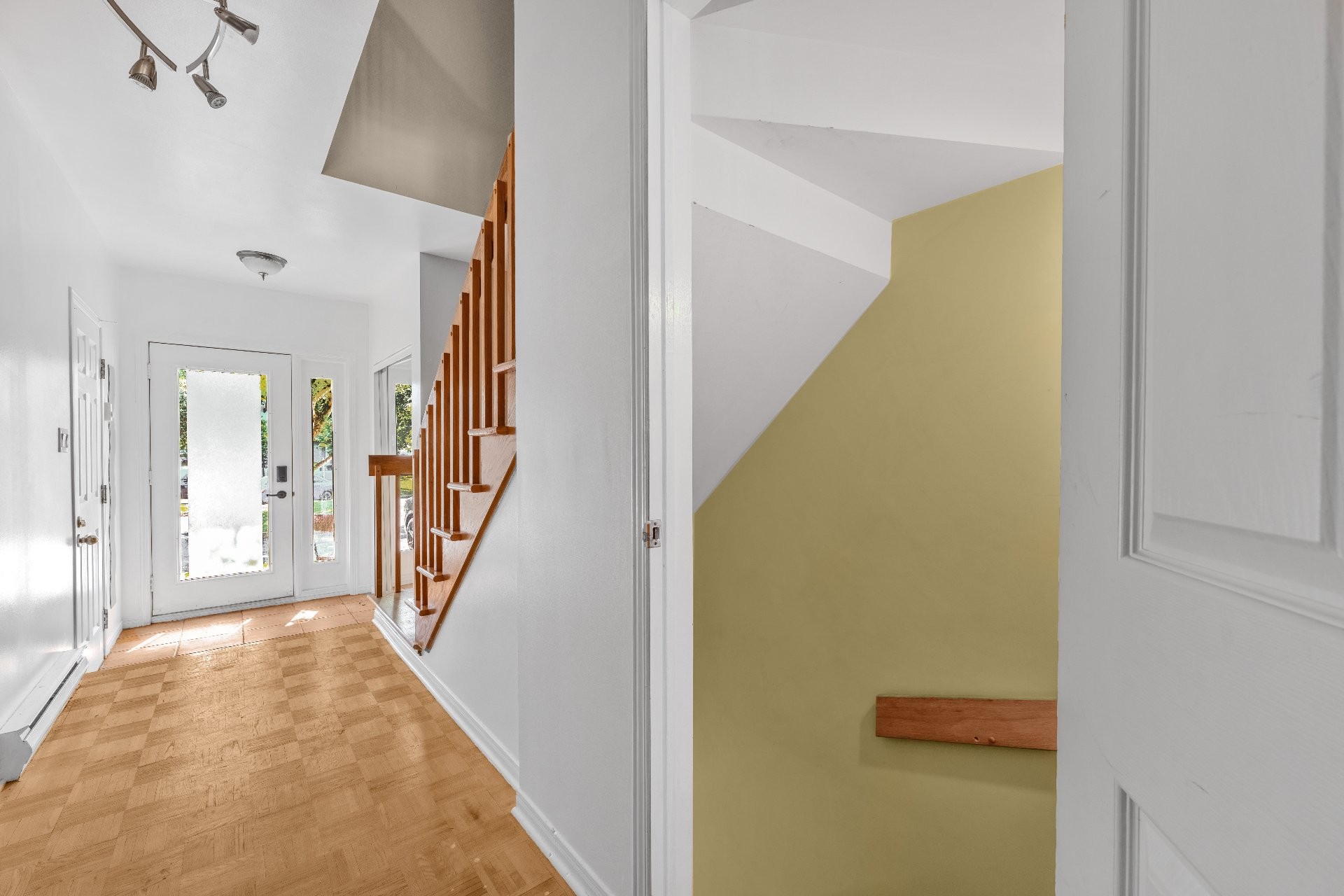 









1106


Rue Hélène-Boullé

,
Boucherville,




QC
J4B2A7

