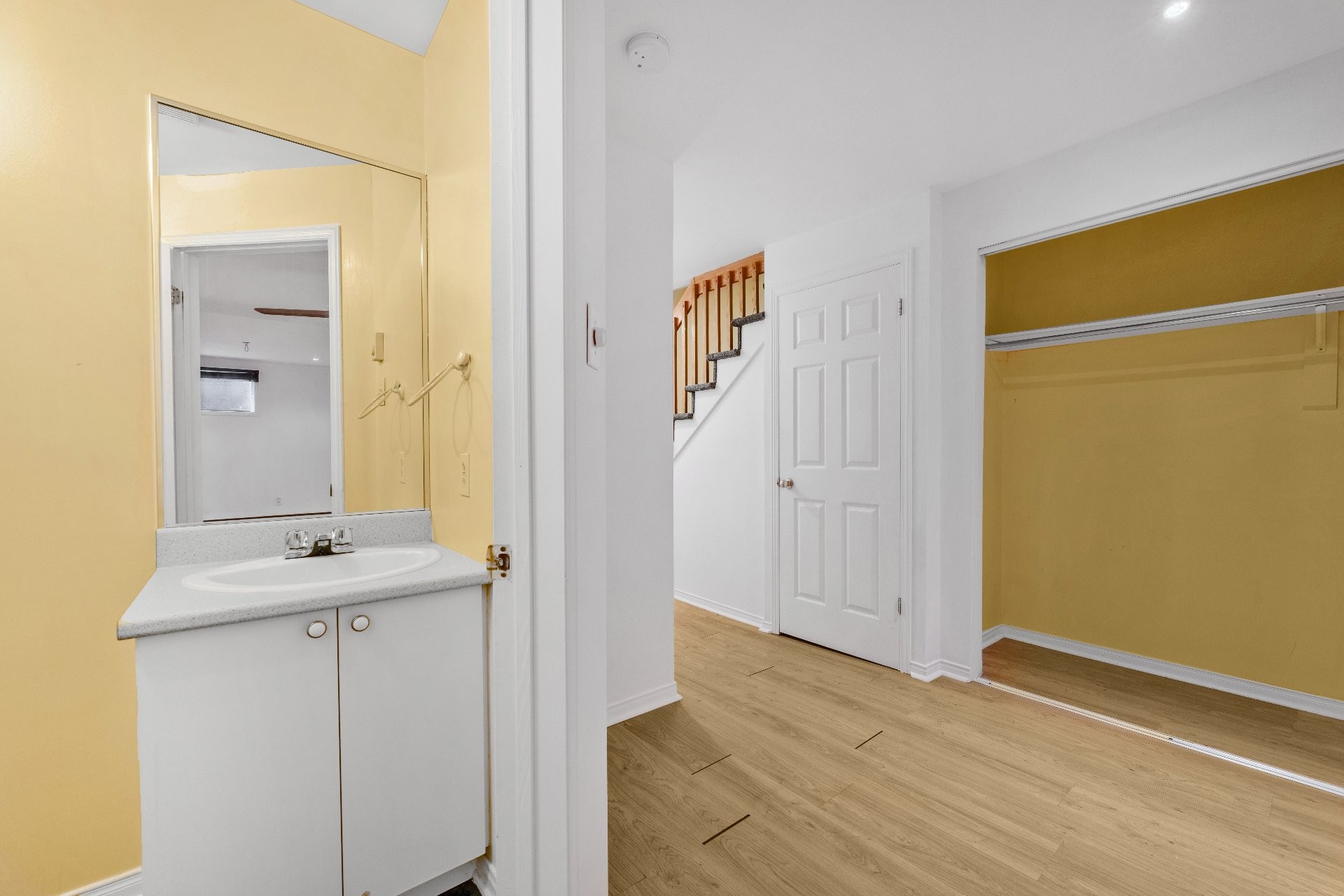 









1106


Rue Hélène-Boullé

,
Boucherville,




QC
J4B2A7

