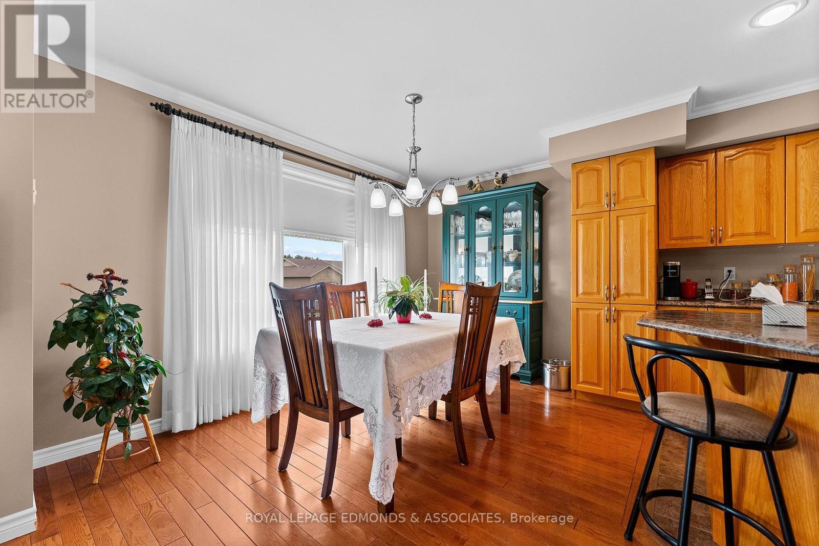 












626 MOSS DRIVE

,
Pembroke,




Ontario
K8A8R7

