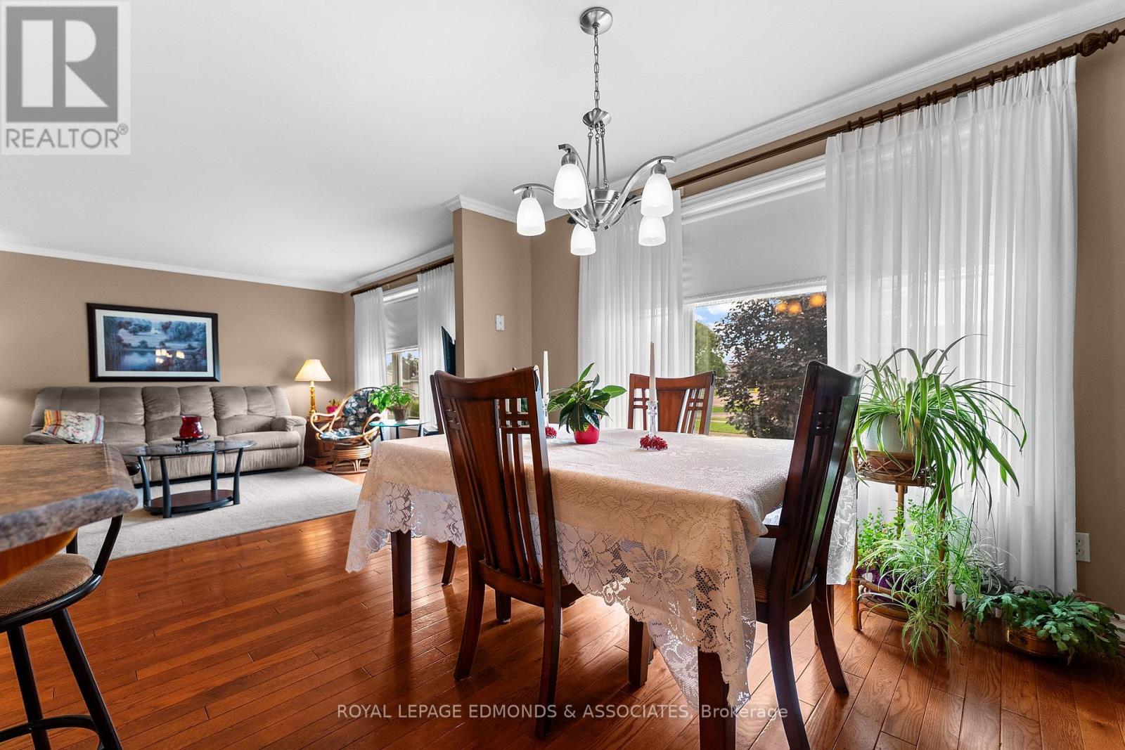 












626 MOSS DRIVE

,
Pembroke,




Ontario
K8A8R7

