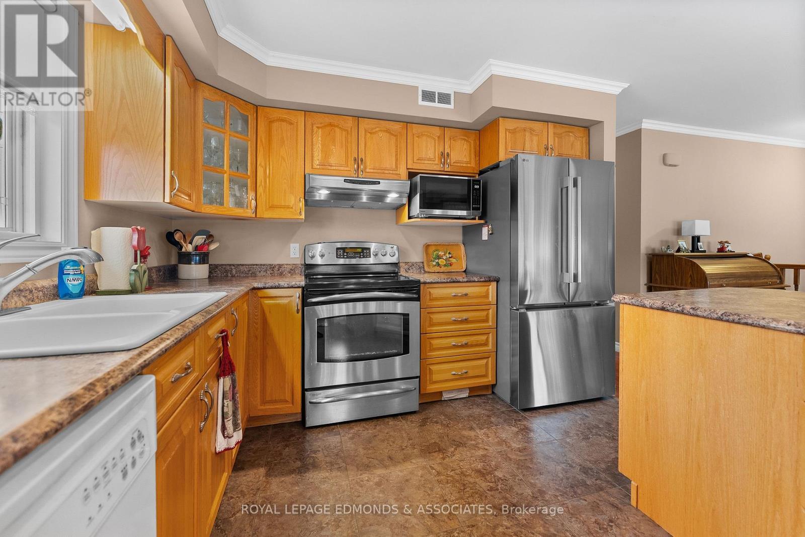 












626 MOSS DRIVE

,
Pembroke,




Ontario
K8A8R7

