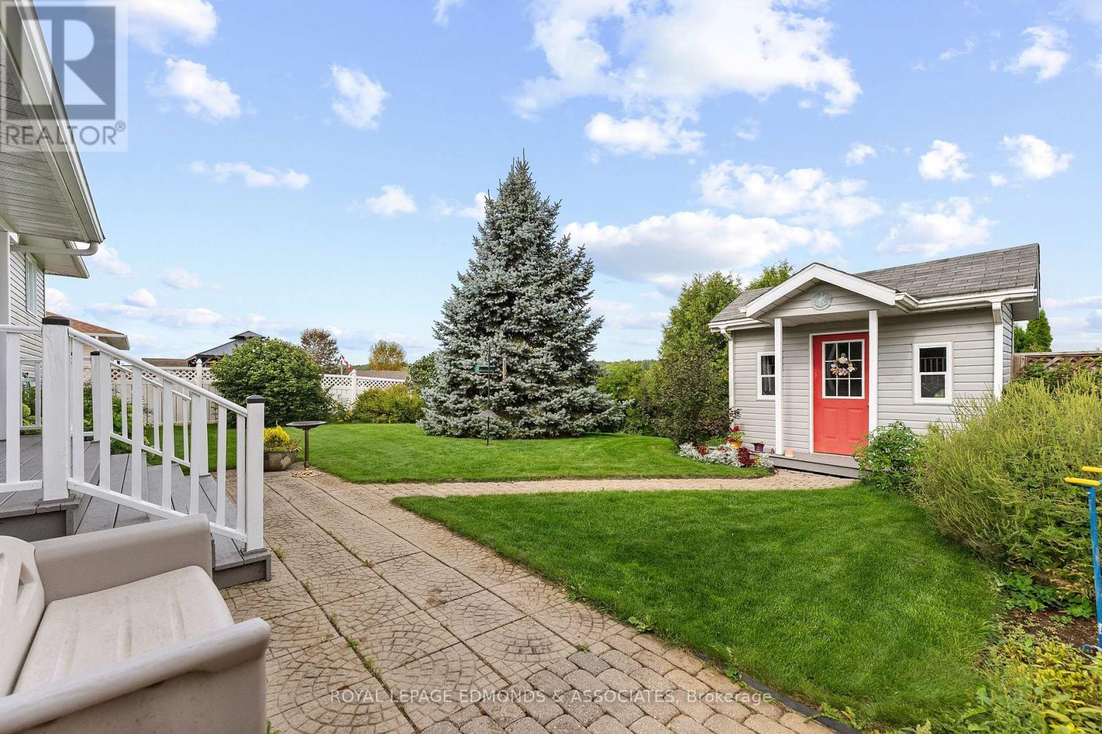 












626 MOSS DRIVE

,
Pembroke,




Ontario
K8A8R7

