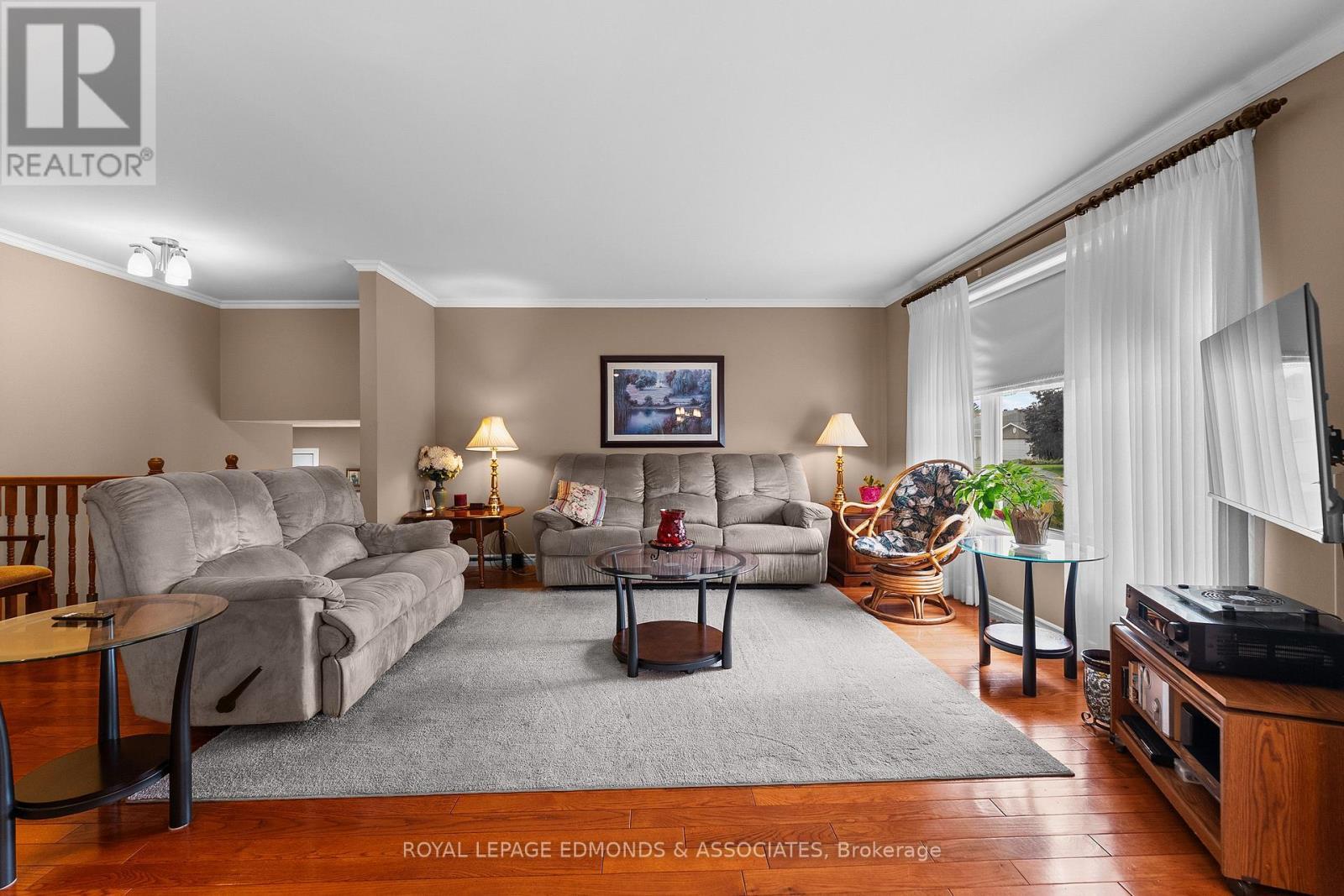 












626 MOSS DRIVE

,
Pembroke,




Ontario
K8A8R7

