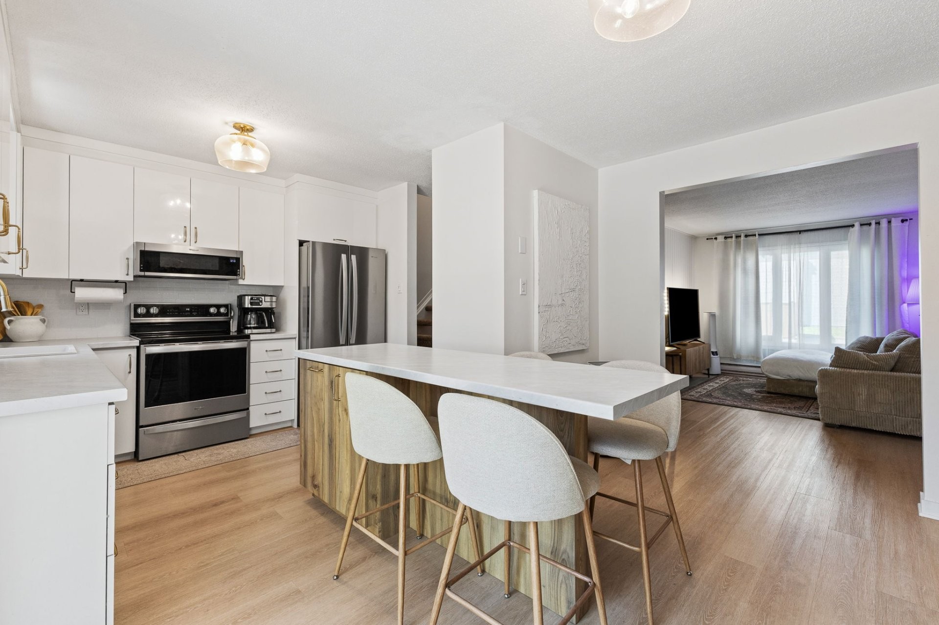 









1123


Boul. St-René O.

, D,
Gatineau (Gatineau),




QC
J8T6L6

