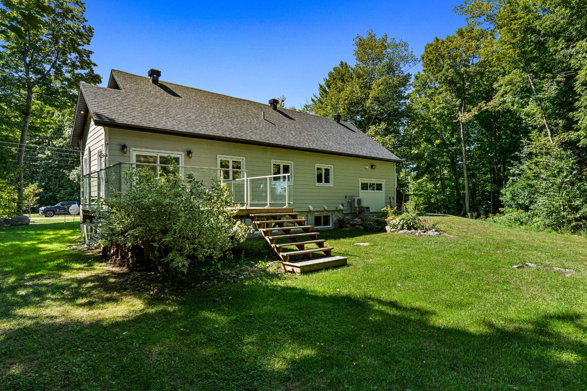 









26


Rue Des Ormeaux

,
Saint-André-d'Argenteuil,




QC
J0V1X0

