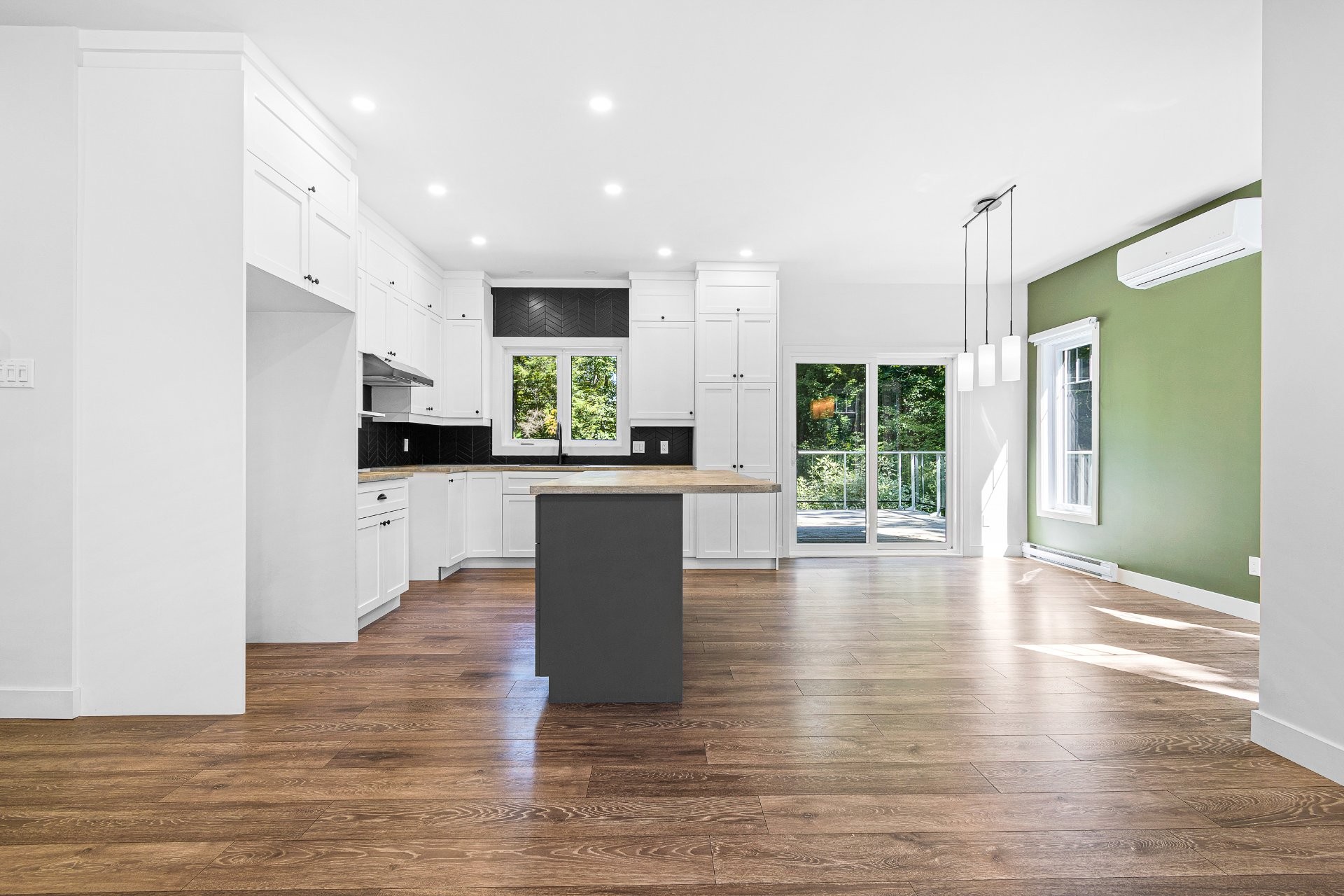 









26


Rue Des Ormeaux

,
Saint-André-d'Argenteuil,




QC
J0V1X0

