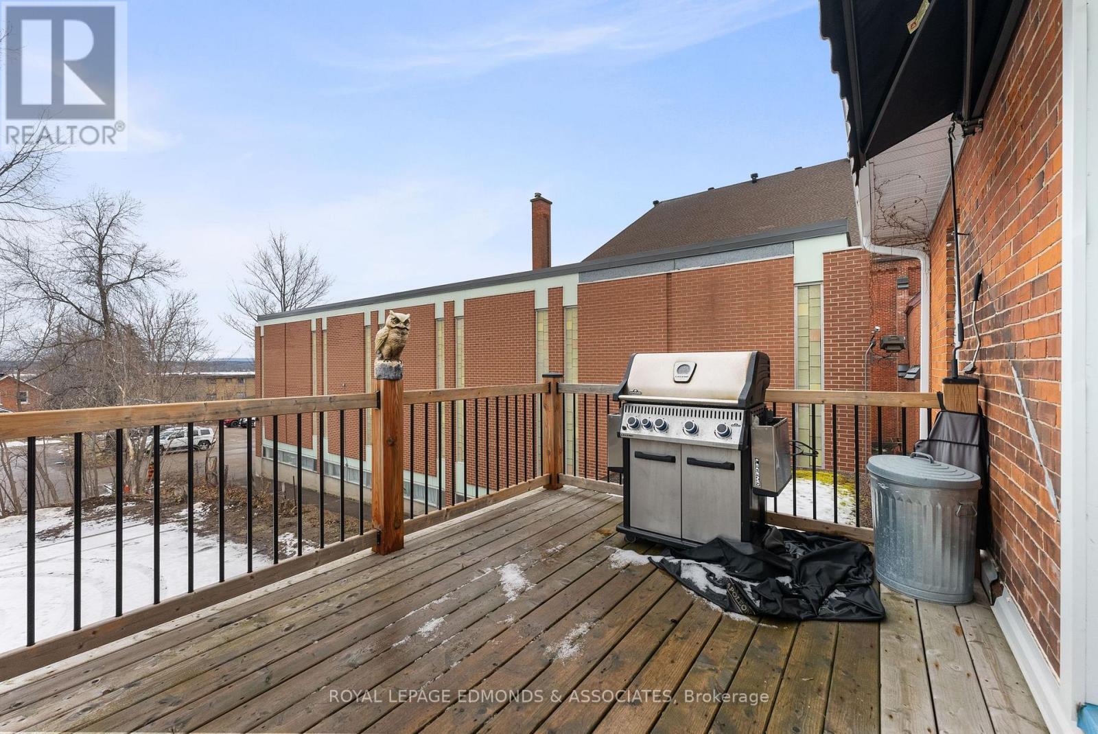 












259 PEMBROKE STREET E

,
Pembroke,




Ontario
K8A3J9

