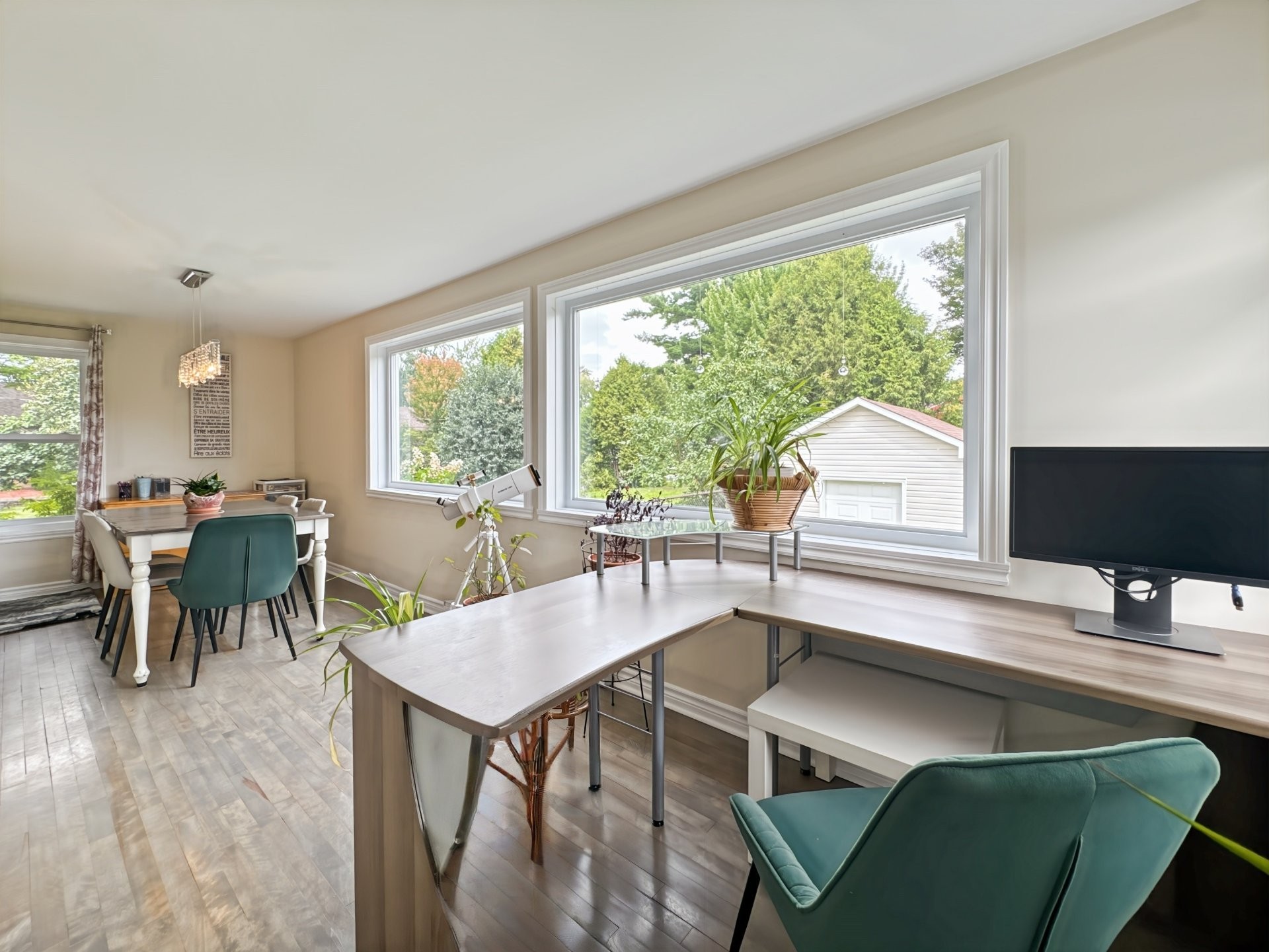 









826


Rue des Pâquerettes

,
Mascouche,




QC
J7L3A2


