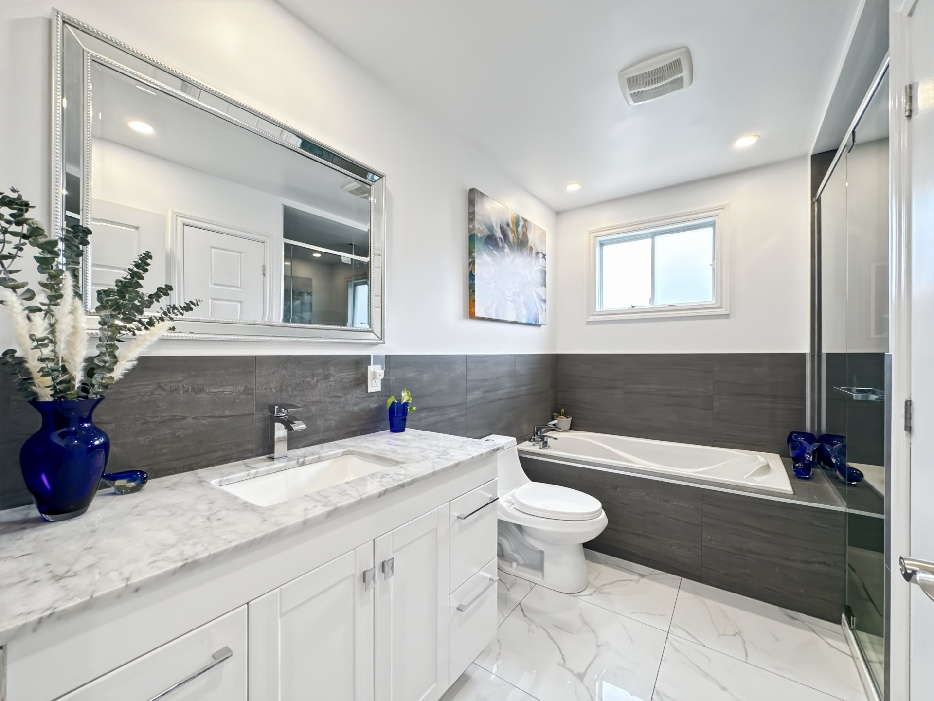 









826


Rue des Pâquerettes

,
Mascouche,




QC
J7L3A2

