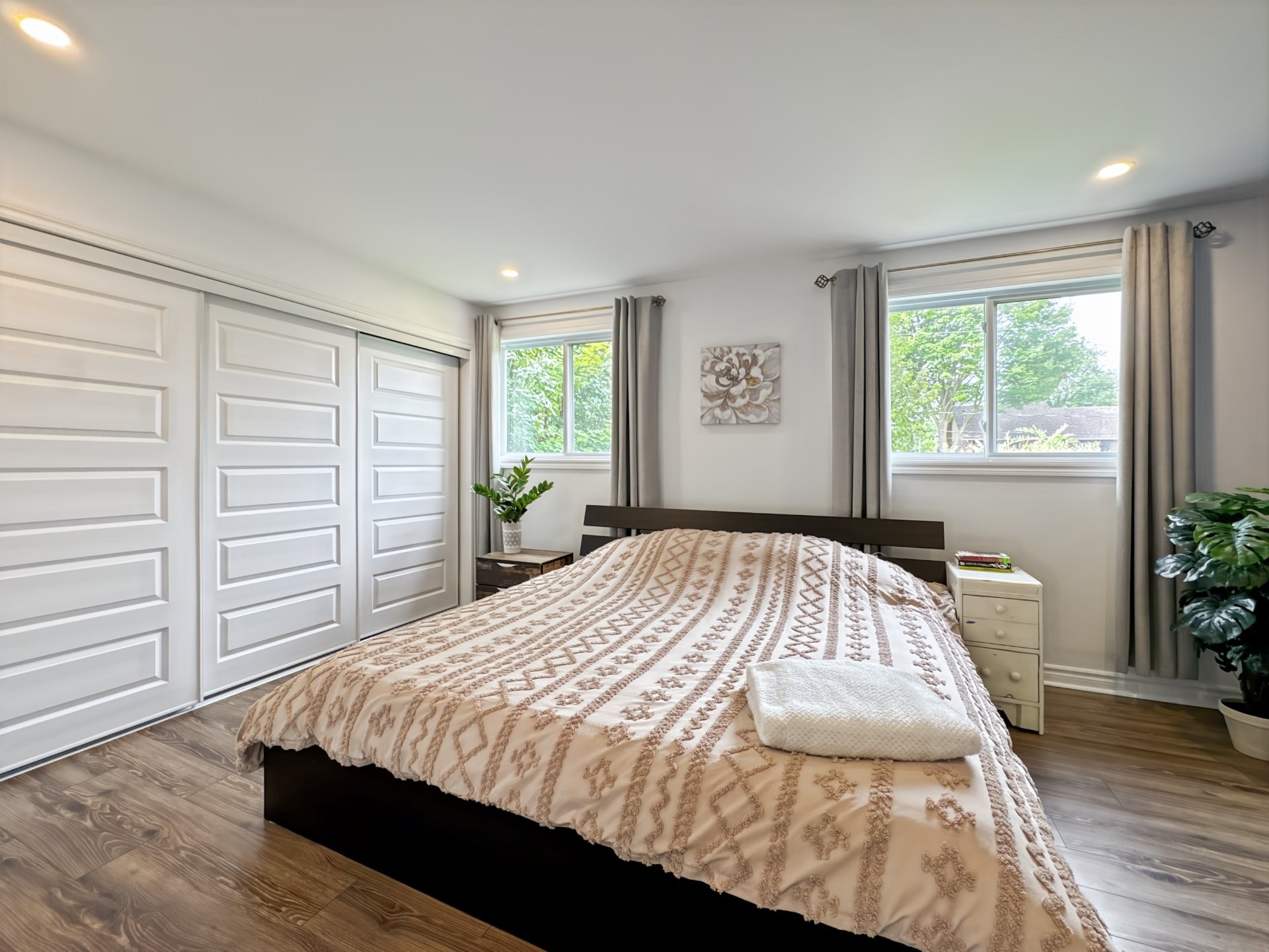 









826


Rue des Pâquerettes

,
Mascouche,




QC
J7L3A2


