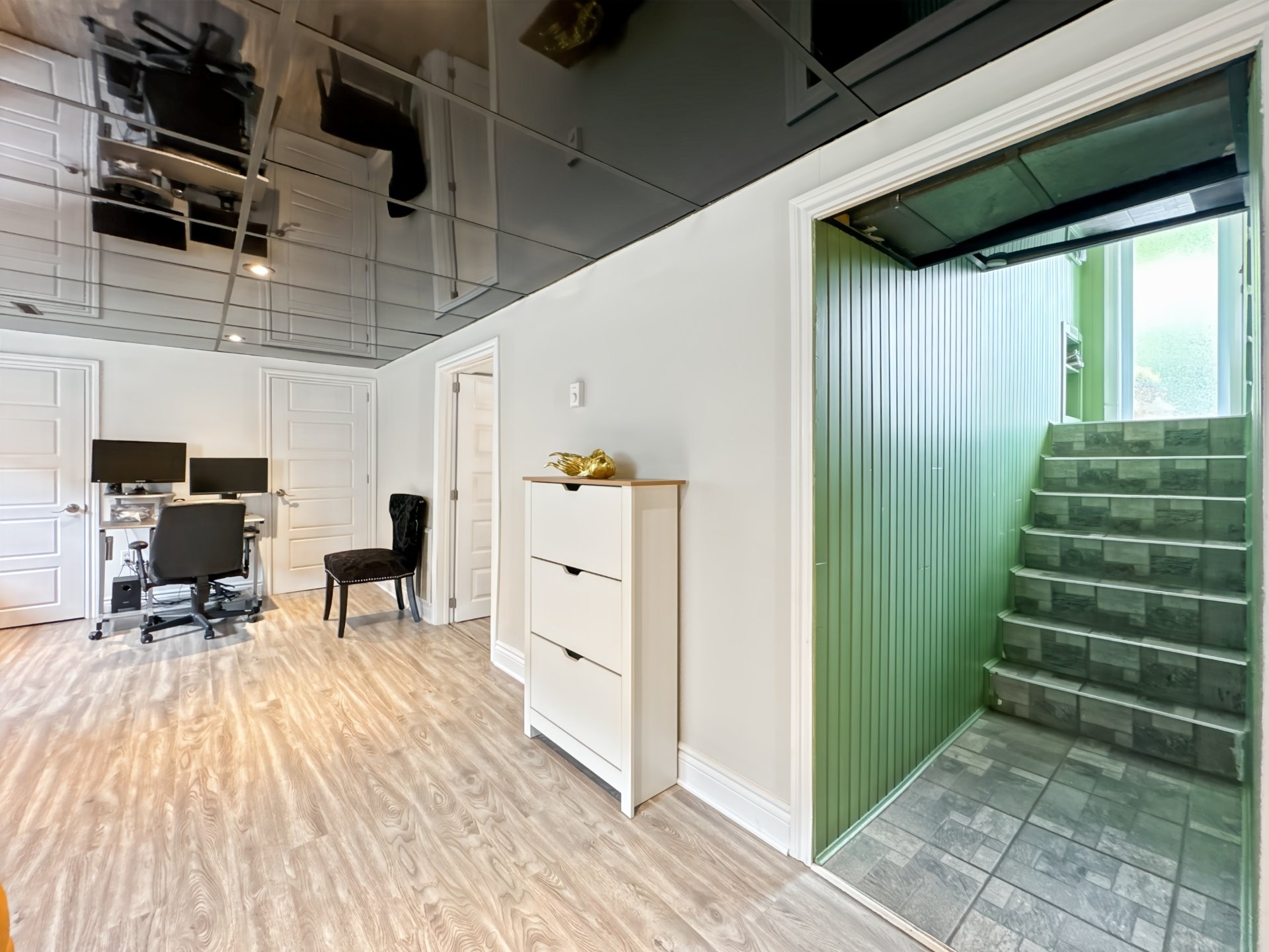 









826


Rue des Pâquerettes

,
Mascouche,




QC
J7L3A2

