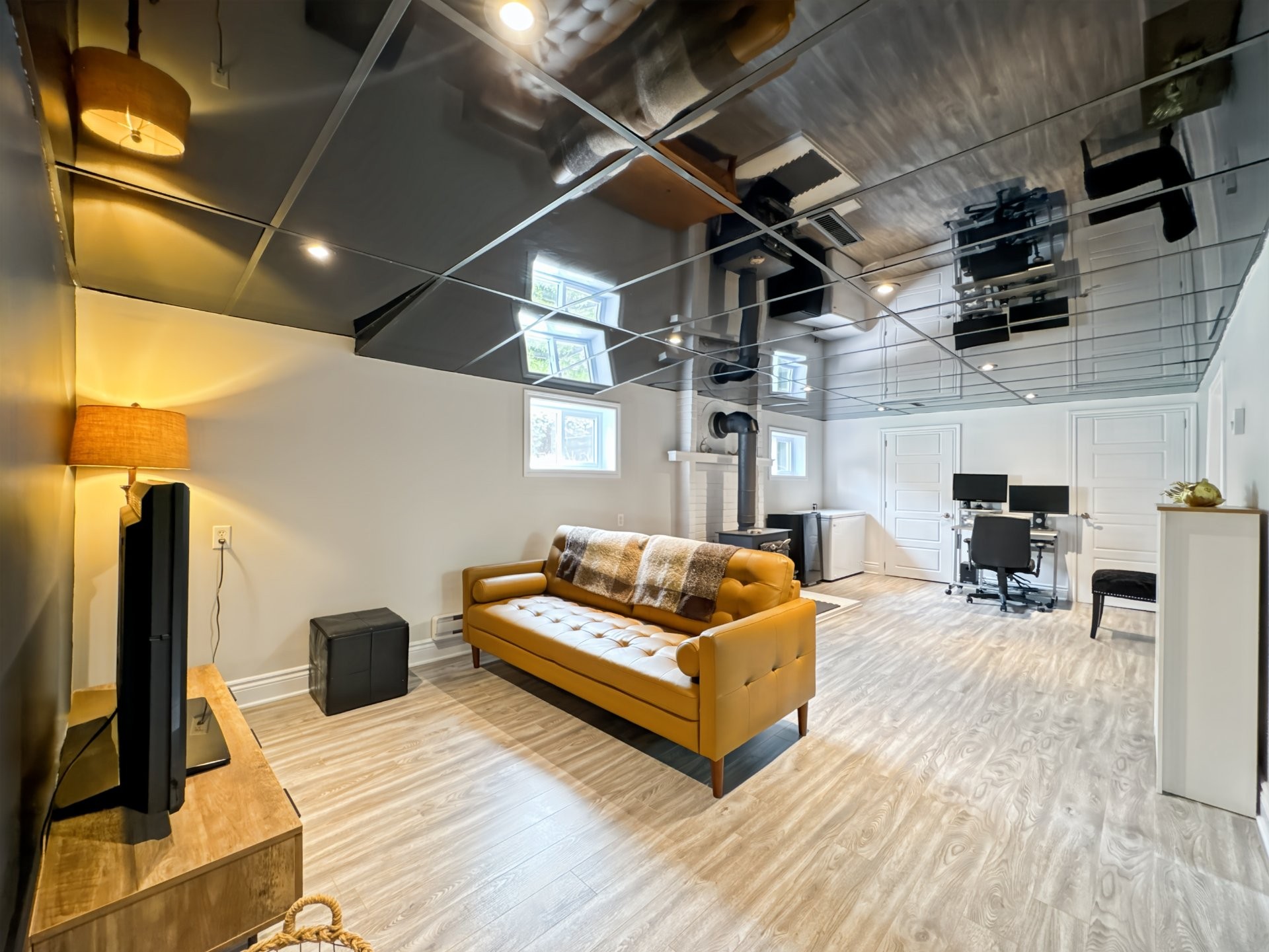 









826


Rue des Pâquerettes

,
Mascouche,




QC
J7L3A2

