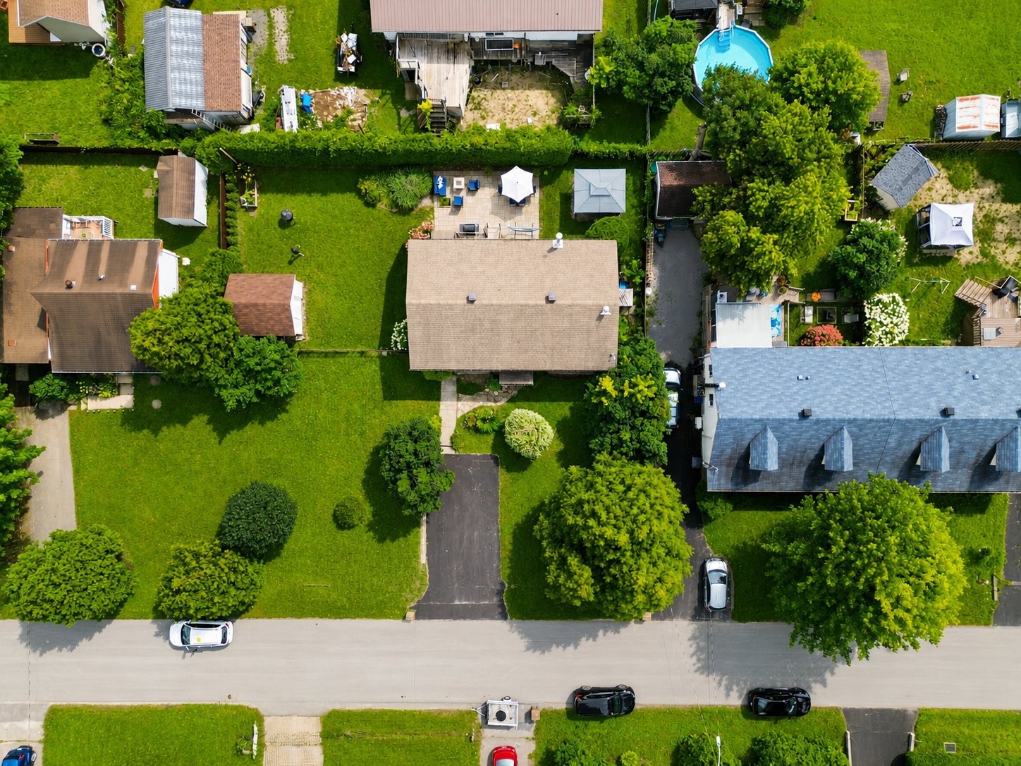 









826


Rue des Pâquerettes

,
Mascouche,




QC
J7L3A2

