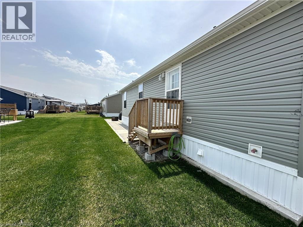












14 COPPER BEECH Drive

,
Haldimand County,




Ontario
N0A1L0

