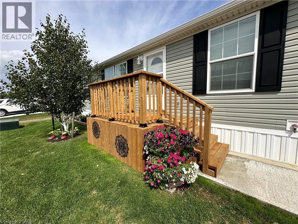 












14 COPPER BEECH Drive

,
Haldimand County,




Ontario
N0A1L0

