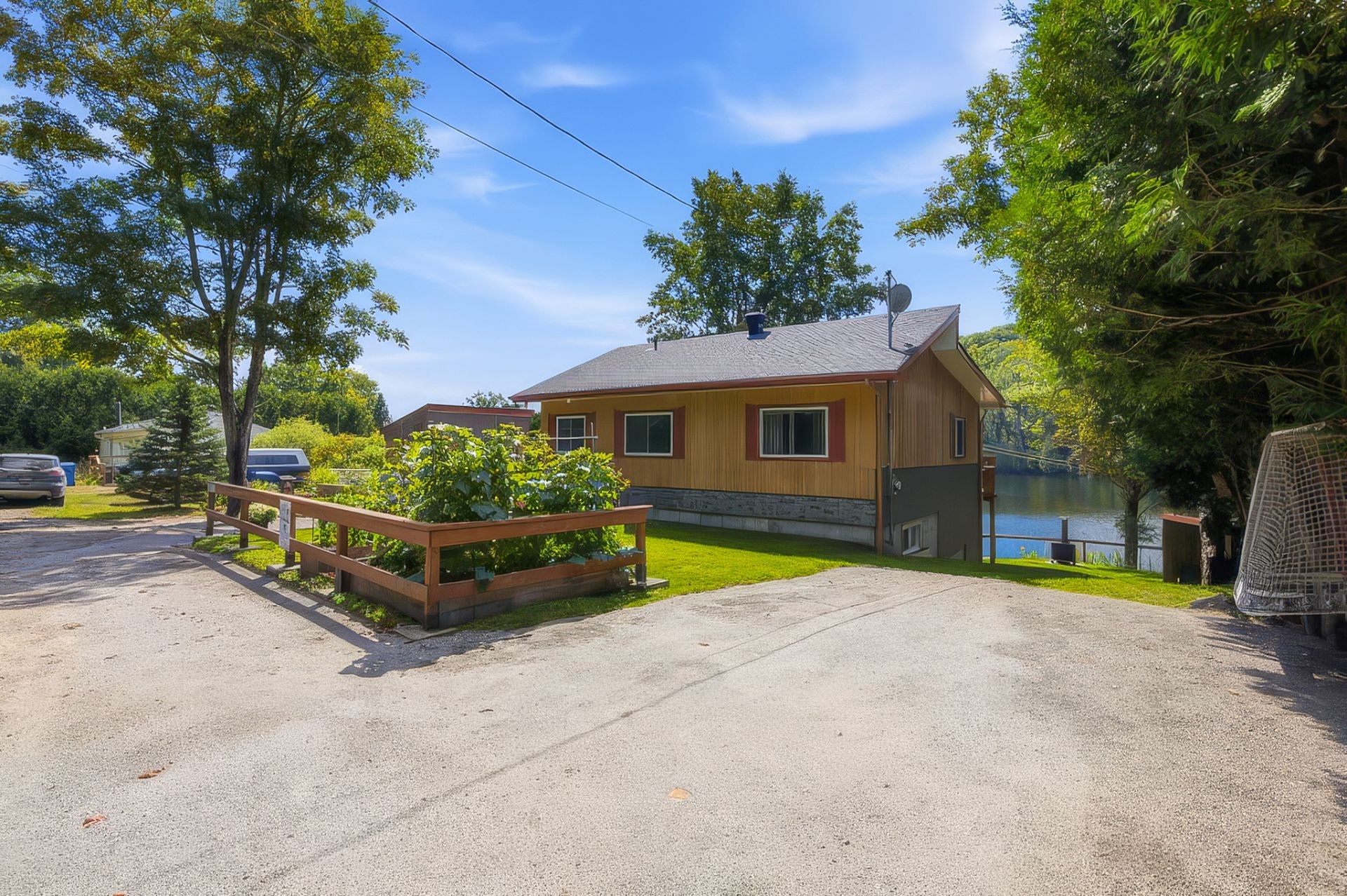 









149


Rue Gravelle

,
Denholm,




QC
J8N9H2

