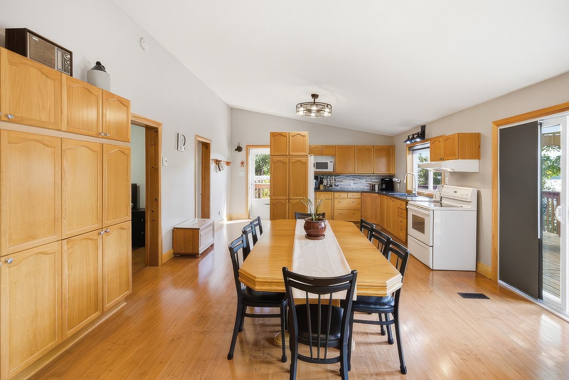 









149


Rue Gravelle

,
Denholm,




QC
J8N9H2

