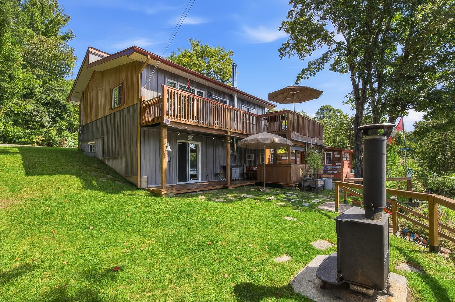 









149


Rue Gravelle

,
Denholm,




QC
J8N9H2

