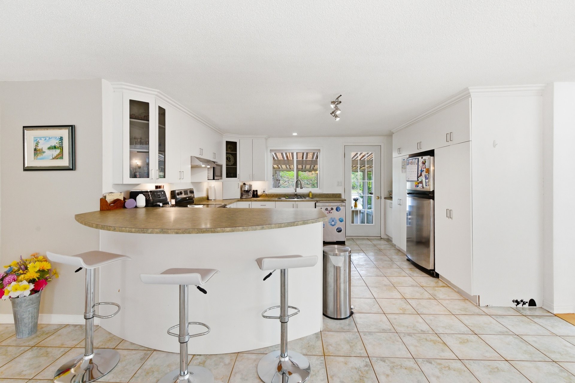 









53


Ch. de la Montagne

,
Val-des-Monts,




QC
J8N1B7

