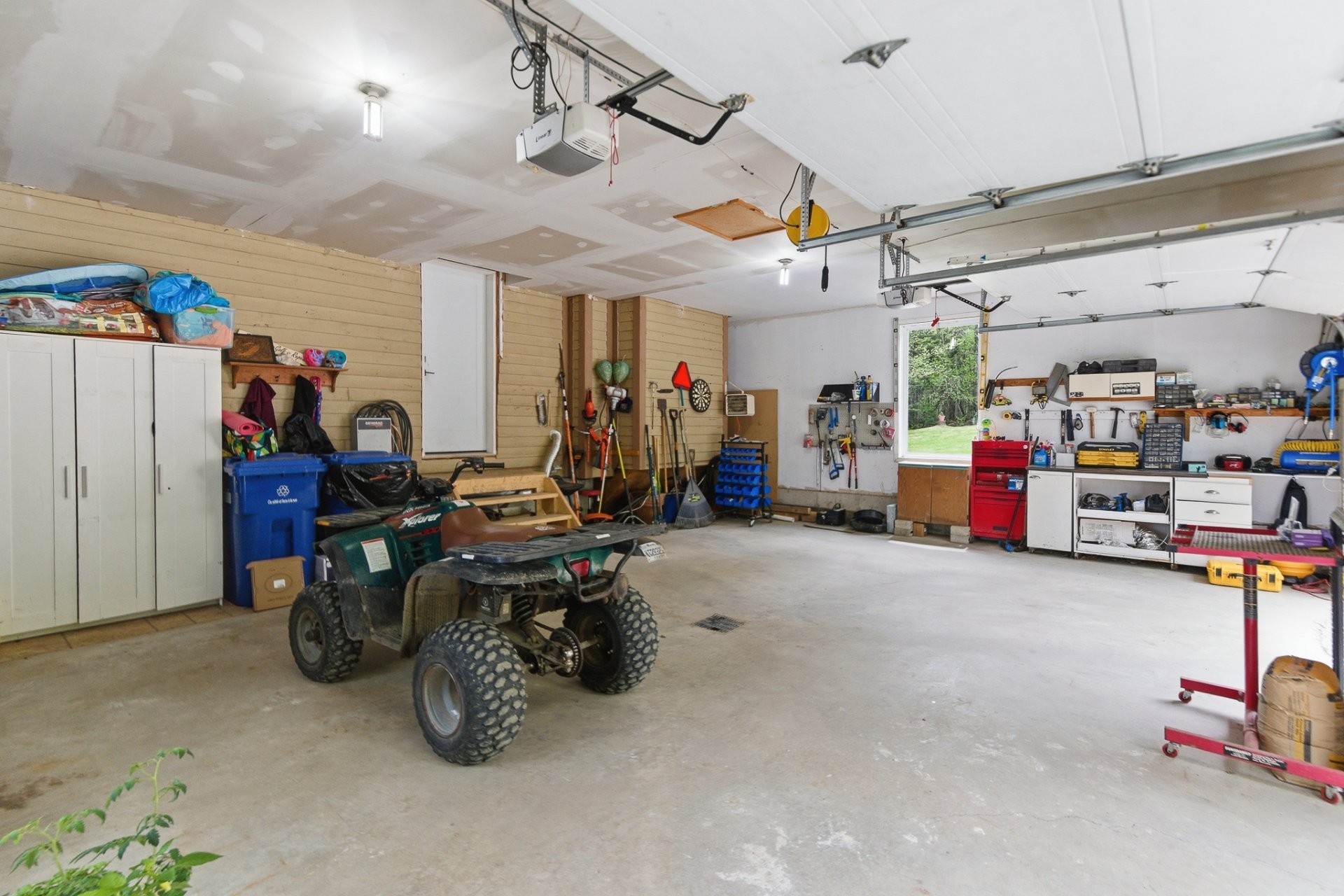 









53


Ch. de la Montagne

,
Val-des-Monts,




QC
J8N1B7

