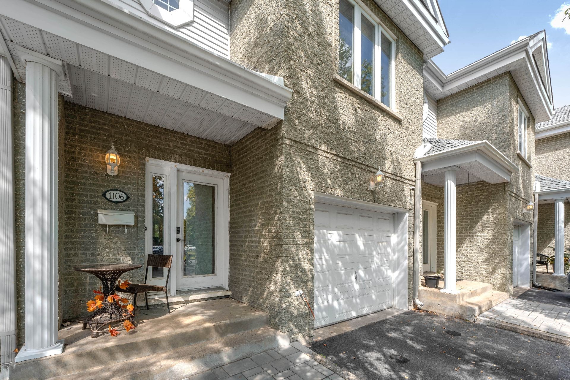 









1106Z


Rue Hélène-Boullé

,
Boucherville,




QC
J4B2A7

