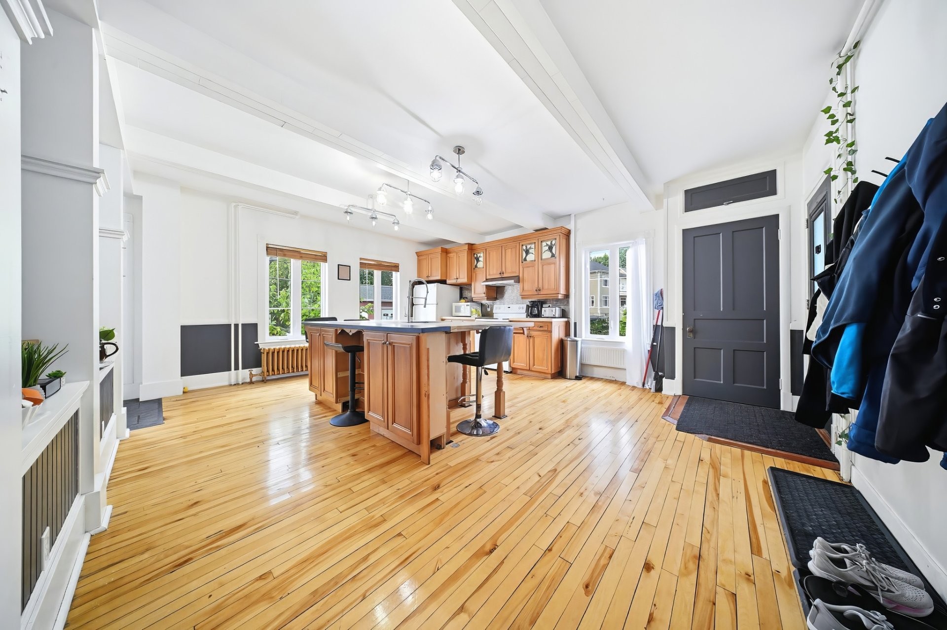 









3978


Rue de la Fabrique

,
Saguenay (Jonquière),




QC
G7X3N2

