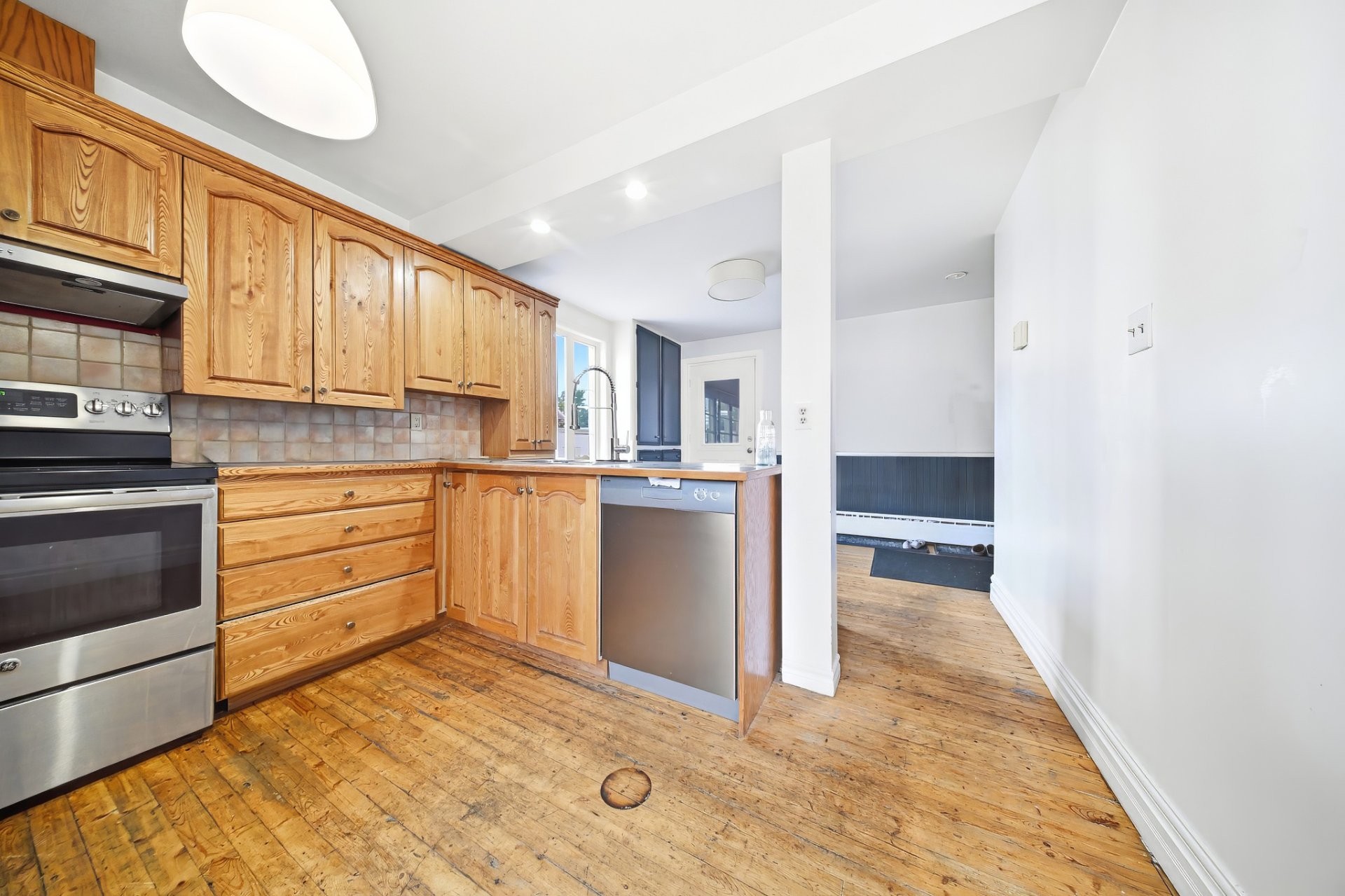 









3978


Rue de la Fabrique

,
Saguenay (Jonquière),




QC
G7X3N2

